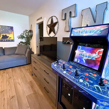 *Dog Friendly*Modern Home-Minutes To Dollywood, Gatlinburg, Smoky Mountains & Pigeon Forge! Екстер'єр фото