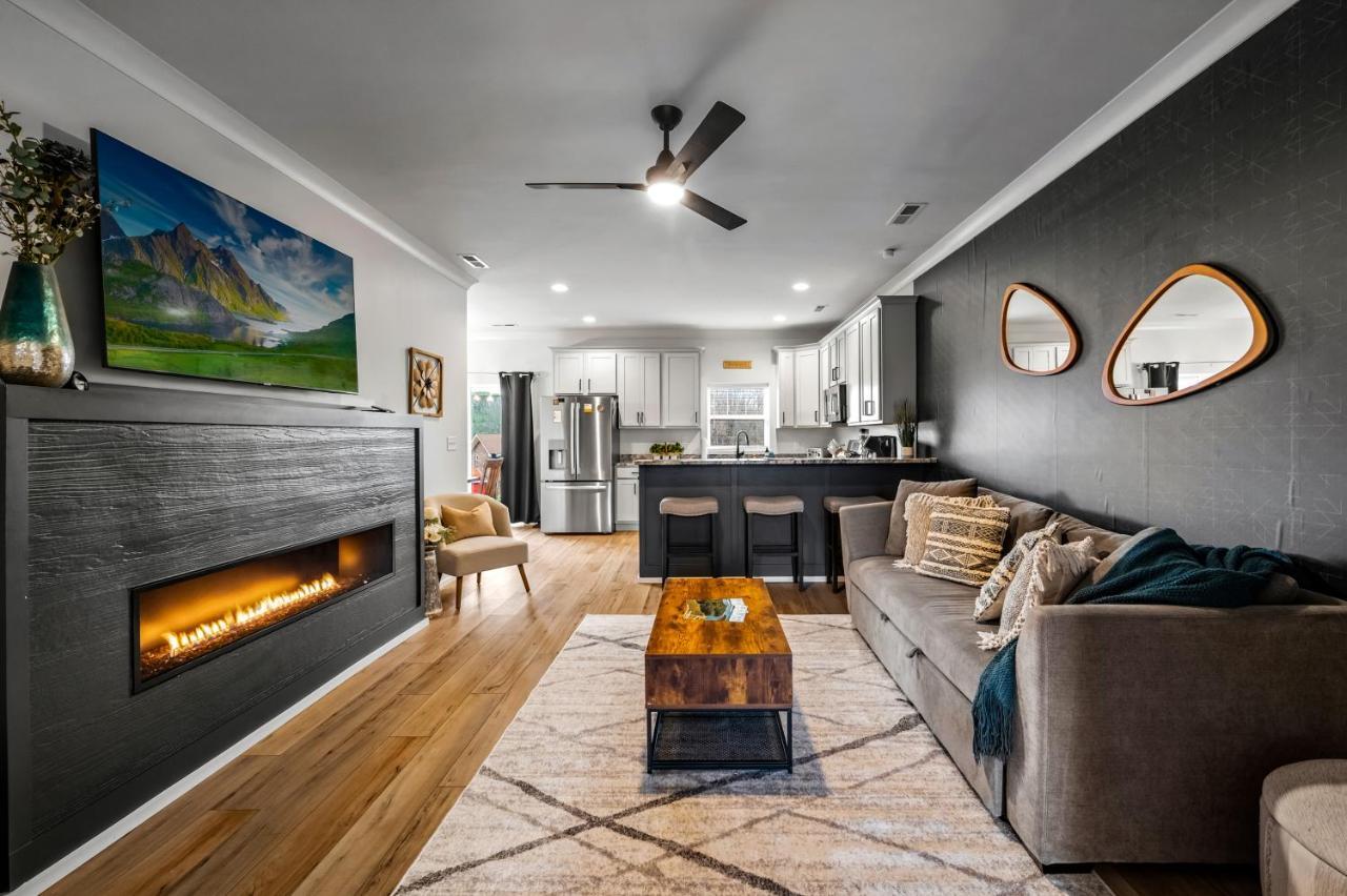 *Dog Friendly*Modern Home-Minutes To Dollywood, Gatlinburg, Smoky Mountains & Pigeon Forge! Екстер'єр фото