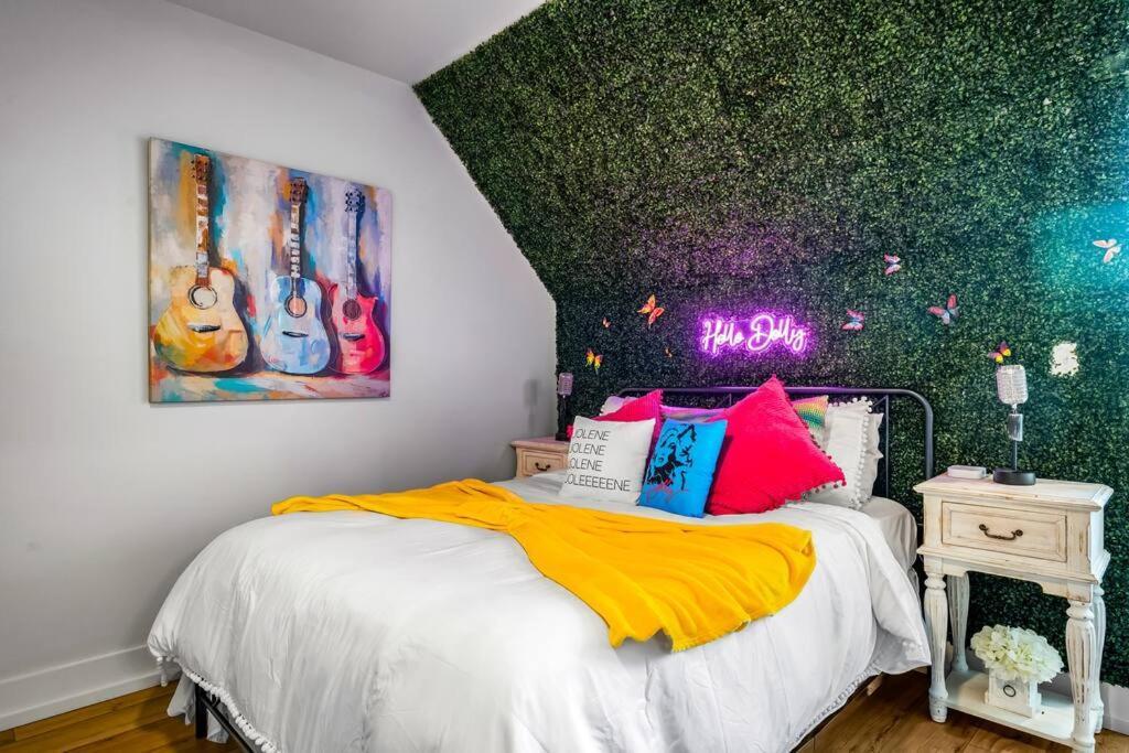 *Dog Friendly*Modern Home-Minutes To Dollywood, Gatlinburg, Smoky Mountains & Pigeon Forge! Екстер'єр фото