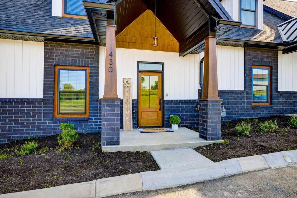 *Dog Friendly*Modern Home-Minutes To Dollywood, Gatlinburg, Smoky Mountains & Pigeon Forge! Екстер'єр фото